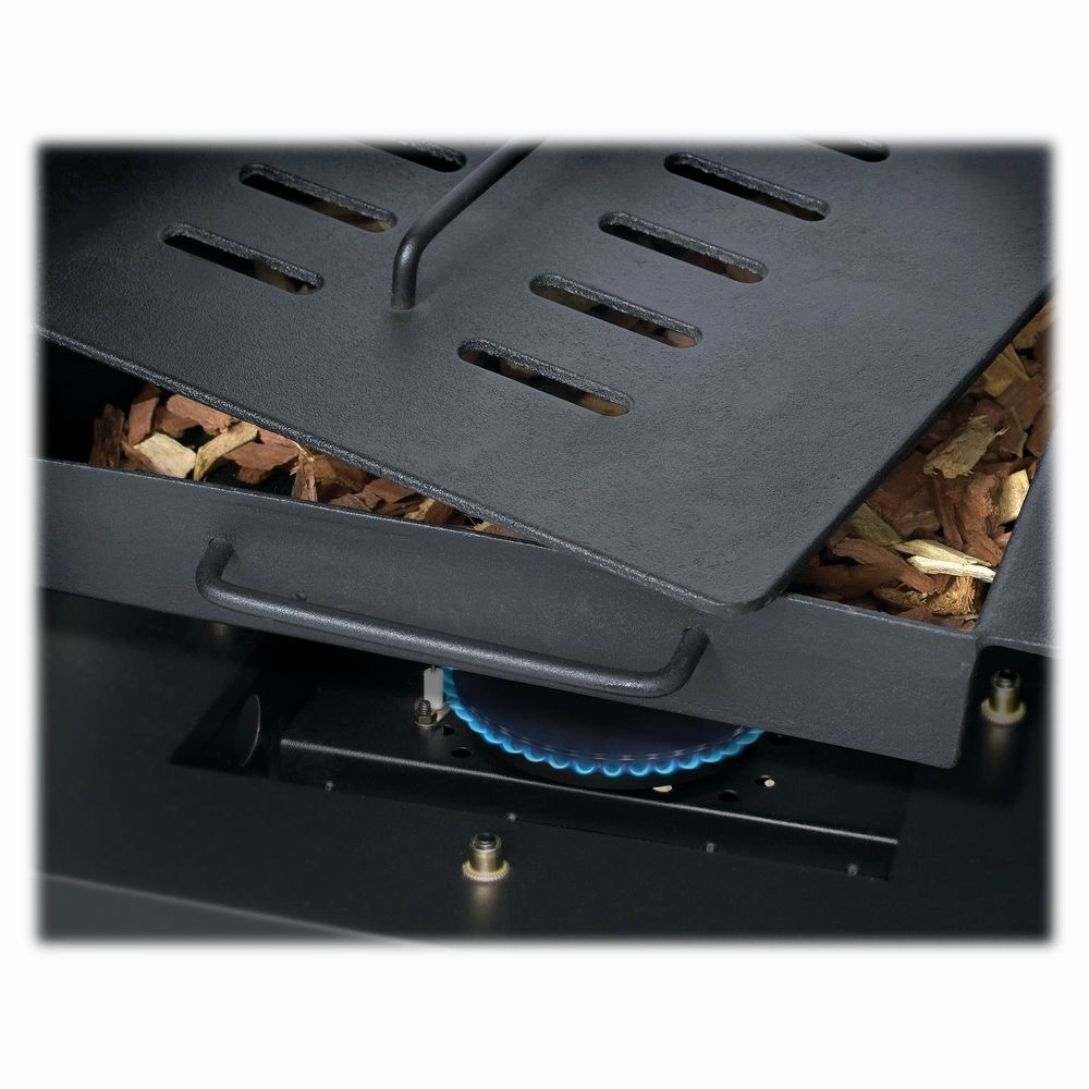 Dyna-Glo DGY784CBP 36'' Vertical Propane Smoker
