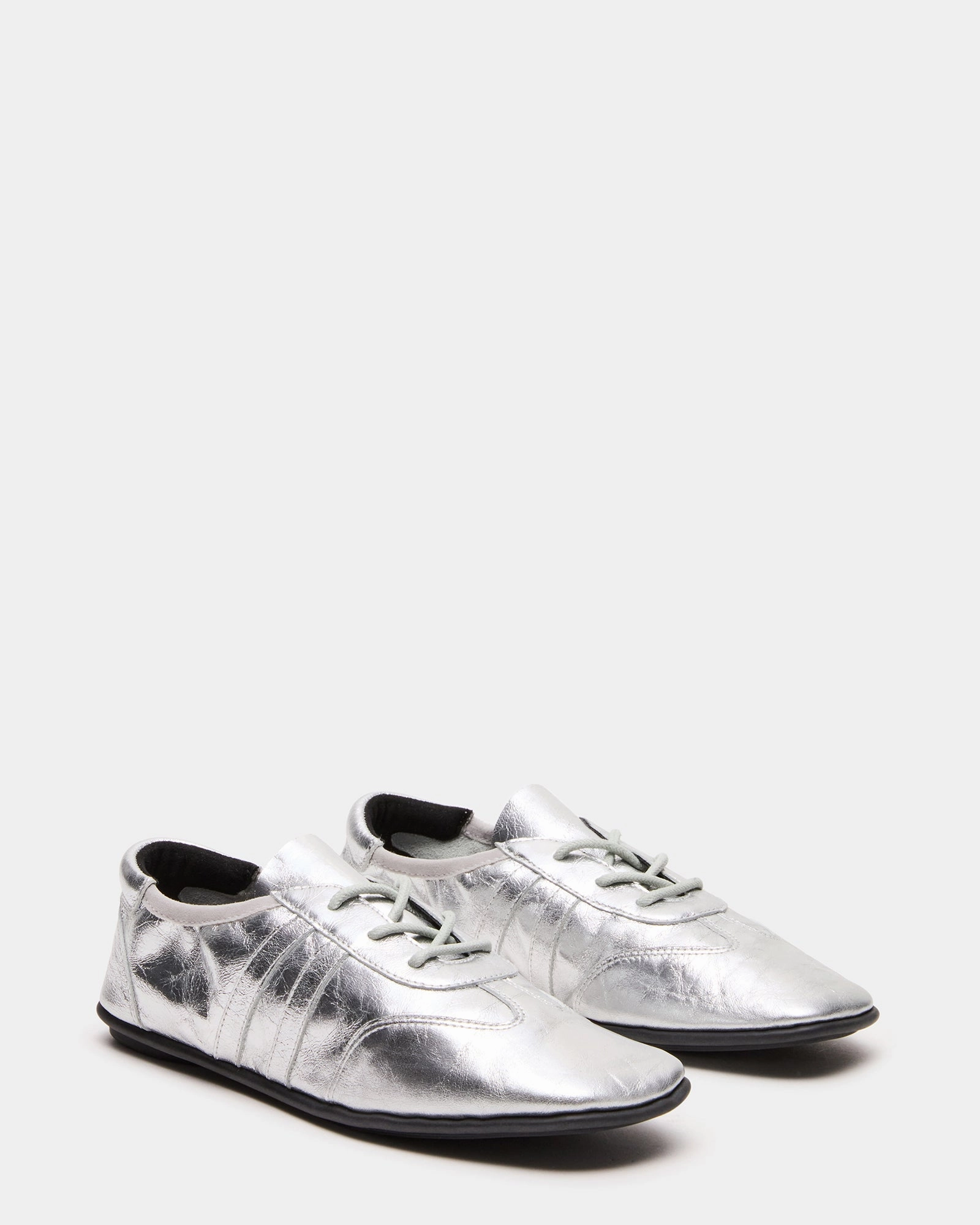 GLINT SILVER LEATHER