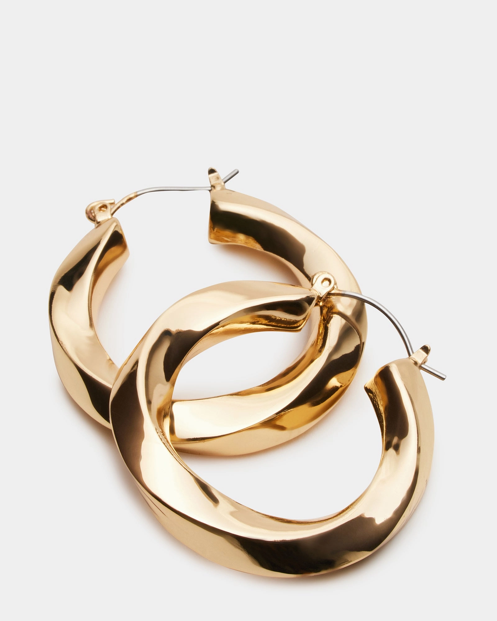 MEDIUM TWISTED HOOPS GOLD