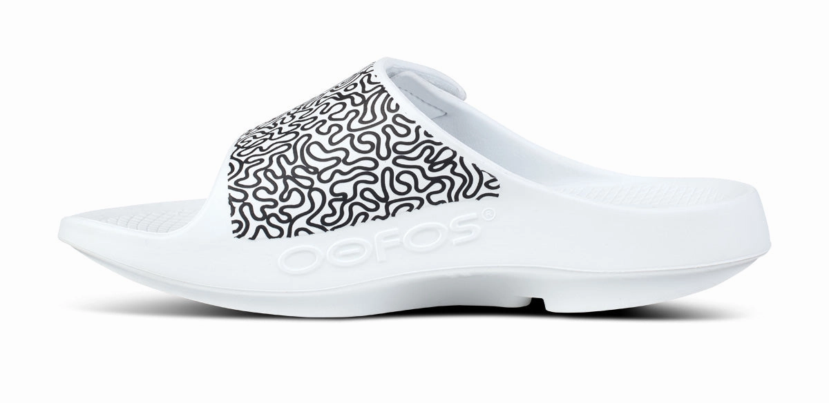Men's OOahh Sport Flex Sandal - White Labyrinth (SALE)
