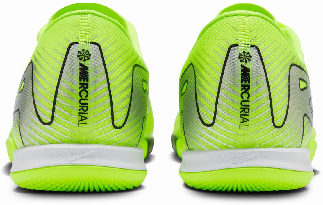 Nike Mercurial Vapor 16 Academy IC Low Top Soccer Shoes