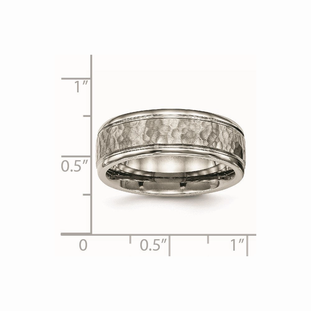 Titanium Polished w/Satin Hammered Center Grooved Ring | TB480